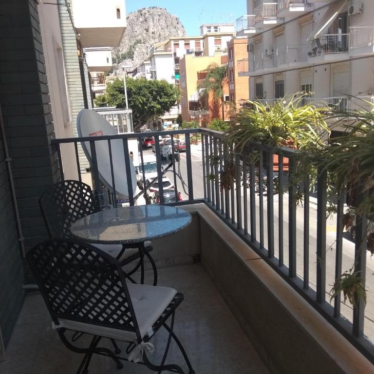 Tilde B&B - Camera Tripla con Balcone - 7
