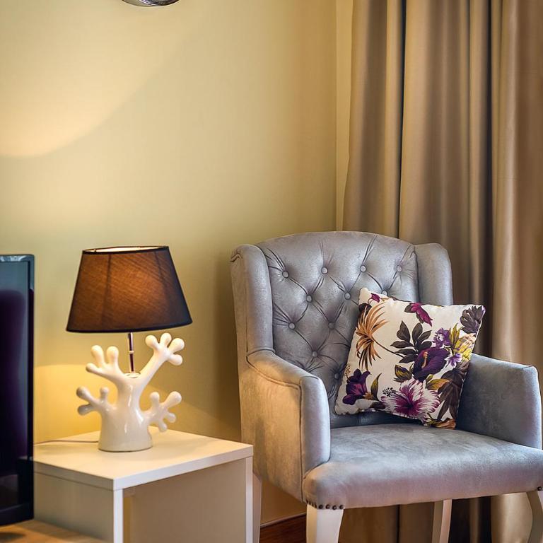 Santorini Apart - Quadruple Room - 9