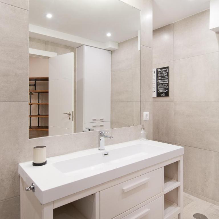 **NEW** GRAN ESTUDIO A ESTRENAR CENTRO de MADRID - Apartment - Ground Floor - 5
