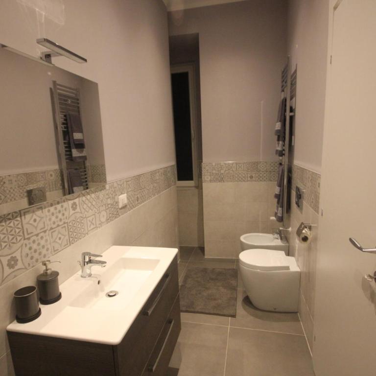 Miramare Luxury Suites - Camera Matrimoniale Deluxe - 13