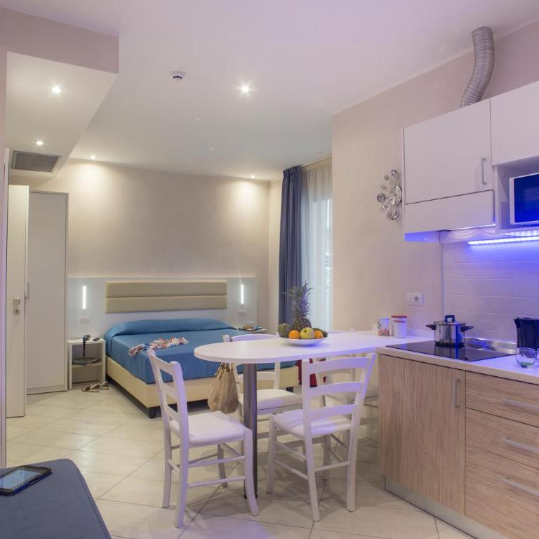 White Suite & Apartments - Monolocale Standard - 4