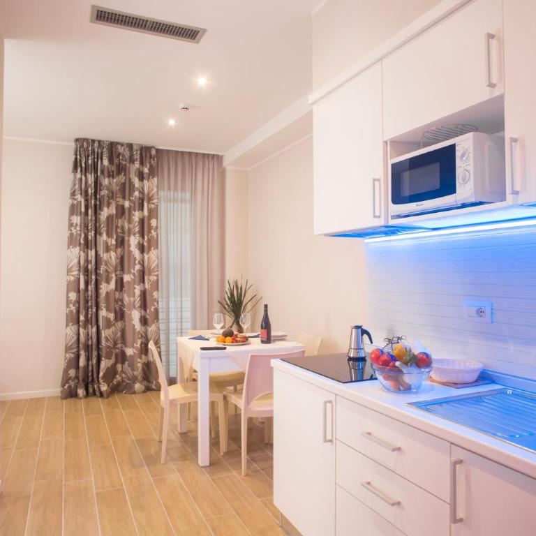 White Suite & Apartments - Appartamento con 1 Camera da Letto e Vista Mare Laterale - 5