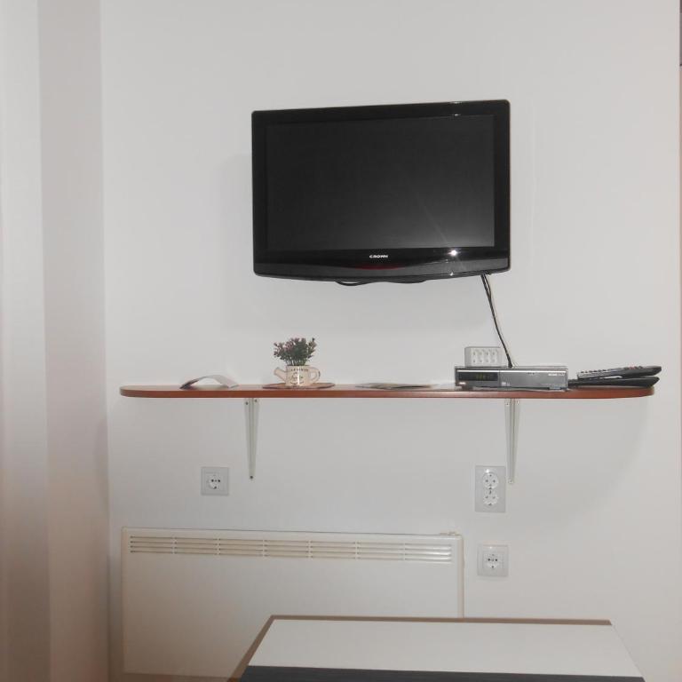 Apartments Kraljeva Dolina - Two-Bedroom Apartment - 9