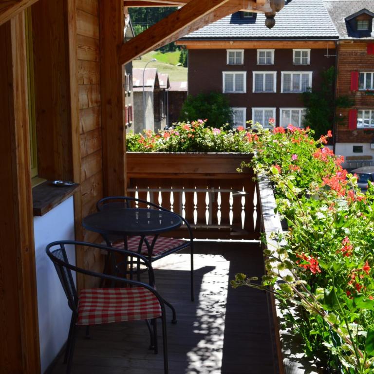 Hotel Grimsel - Superior Doppelzimmer mit Balkon - 6