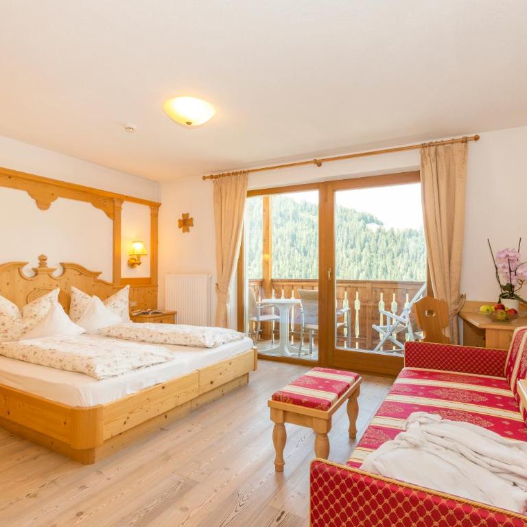 Hotel Alpenrose Dolomites - Camera Matrimoniale Superior - 1