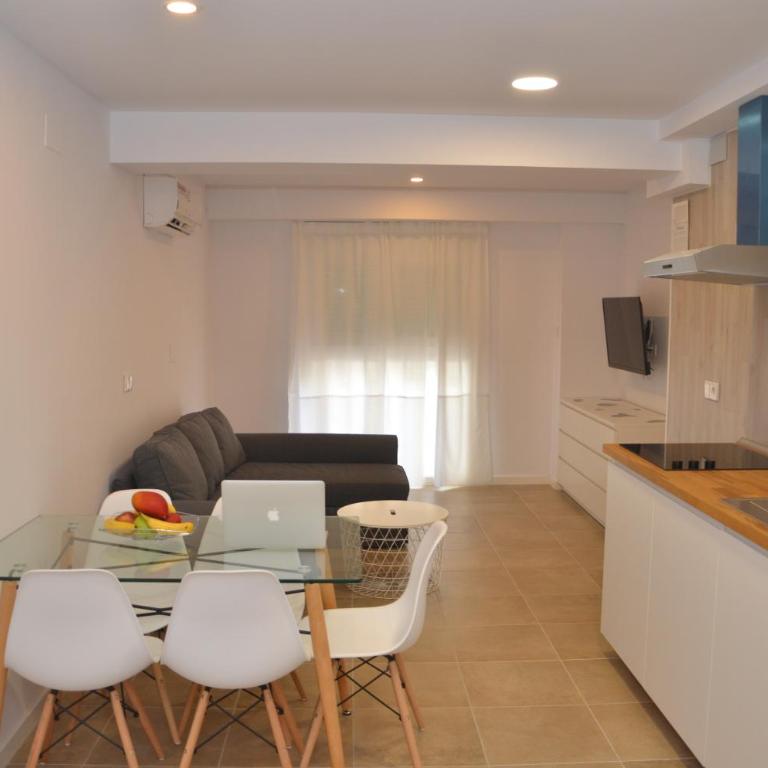 BET Apartments - Abastos Apartments - One-Bedroom Apartment - 5