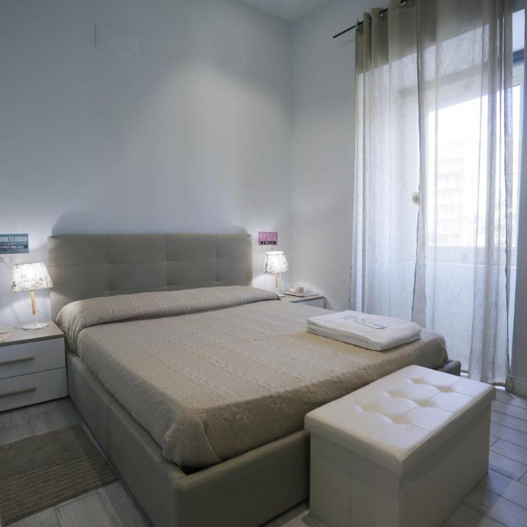 ESPOSITO PLAZA- ROOMS & SUITE - Camera Matrimoniale - 11