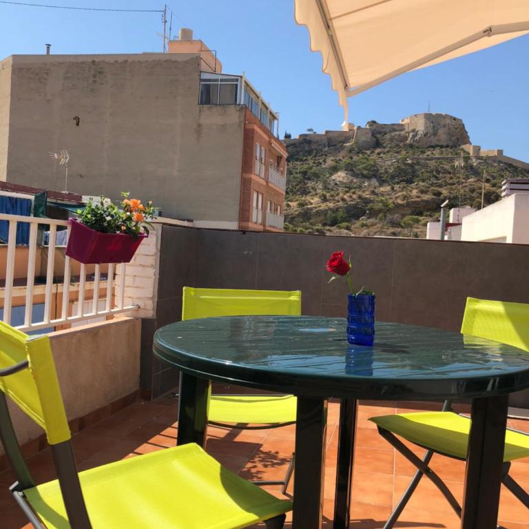 Calle de García Gutiérrez, 9 - Apartment - 1