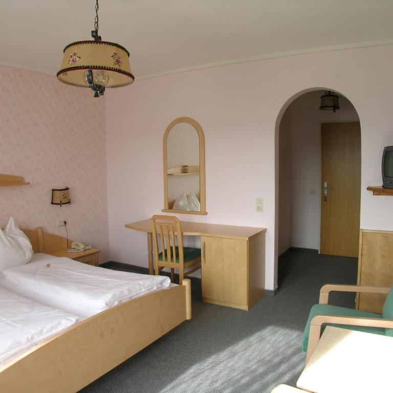Hotel Tischlbergerhof - Comfort Doppelzimmer mit Balkon - 4
