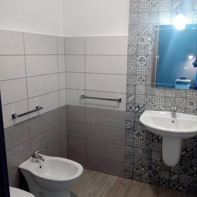 Affitti Brevi Zu Tano e Za Carmela - Camera Matrimoniale con Bagno Privato - 1