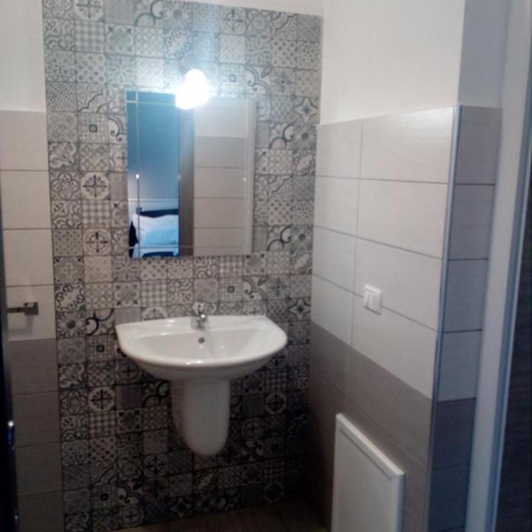 Affitti Brevi Zu Tano e Za Carmela - Camera Matrimoniale con Bagno Privato - 5
