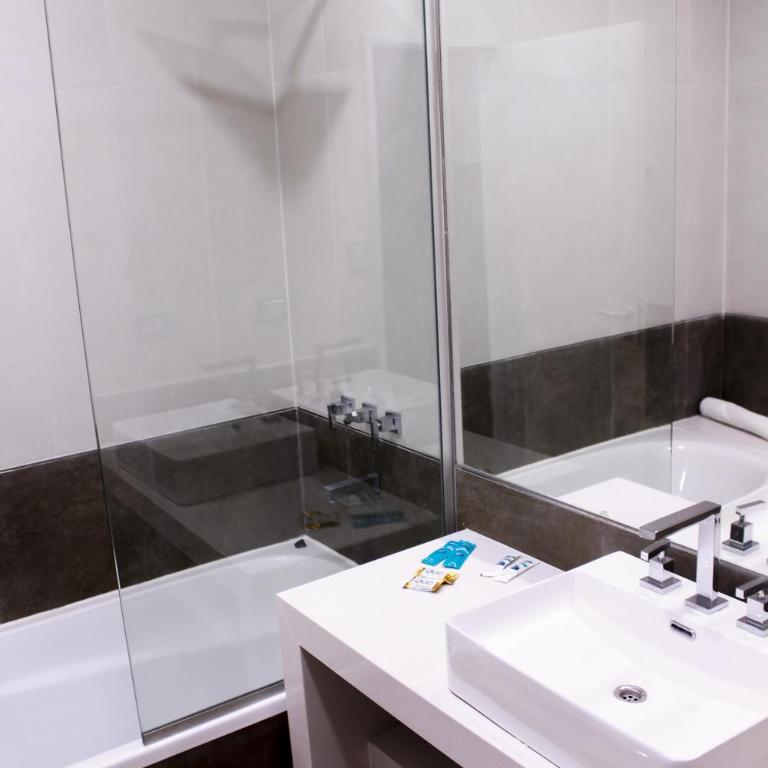 Hostería Atahualpa Yupanqui - Habitación Doble Deluxe - 1 o 2 camas - 2