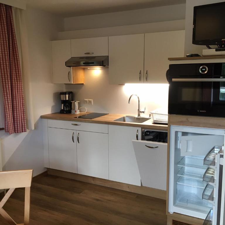 Ferienwohnungen Vierthaler - Two-Bedroom Apartment - 16
