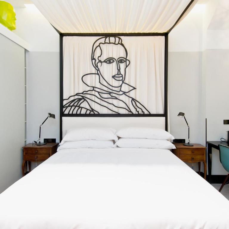 AmazINN Collection Madrid Amor de Dios - Junior Suite with Garden View - 4