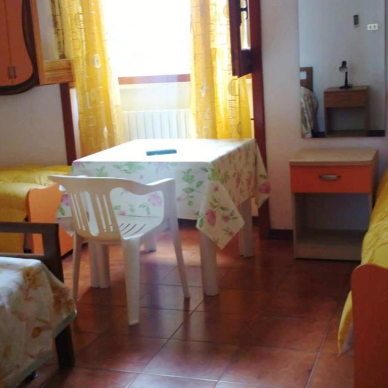 Agriturismo Palese - Camera Quadrupla con Bagno Privato - 4