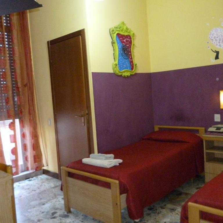 Hotel San Giovanni - Camera Matrimoniale/Doppia con Letti Singoli - 14
