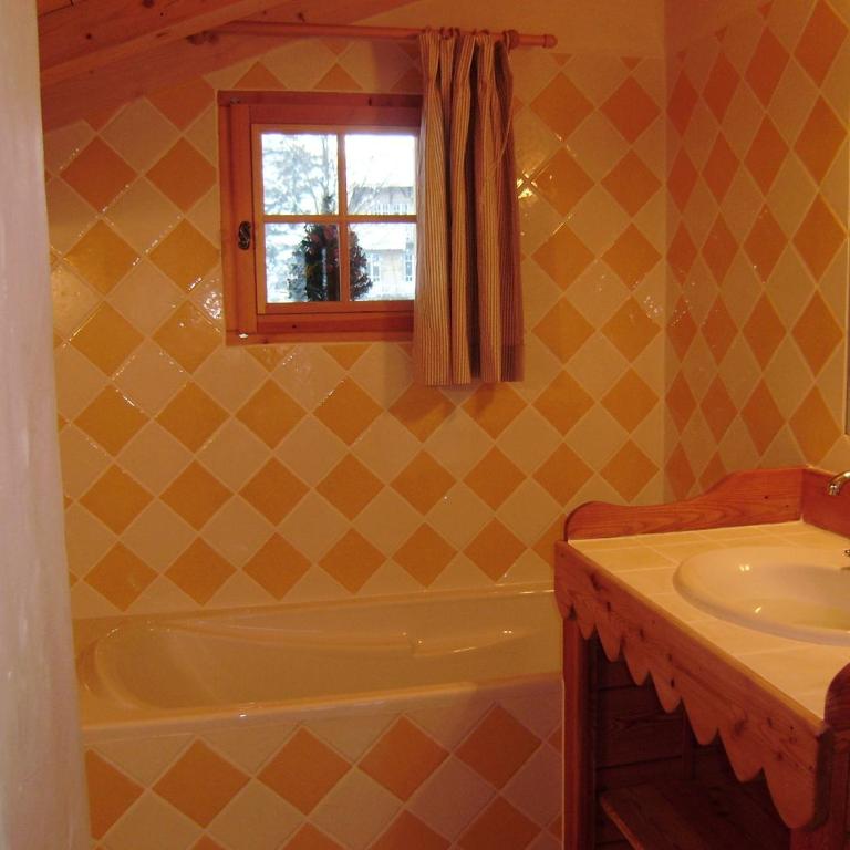 Chalet Altitude 1057 - Chalet 4 Chambres (8 Adultes) - 47