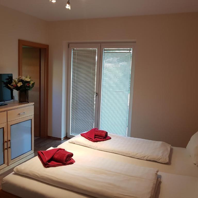 Exclusive Apartment Sylvie - Four-Bedroom Apartment (10 Adults) - 10