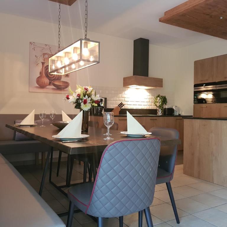 Exclusive Apartment Sylvie - Four-Bedroom Apartment (10 Adults) - 4