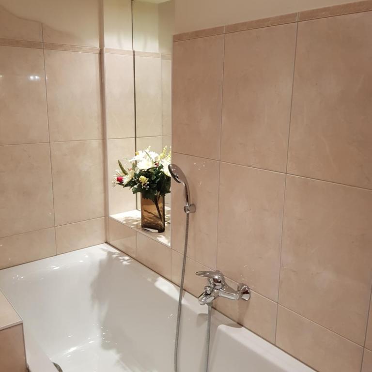 Exclusive Apartment Sylvie - Four-Bedroom Apartment (10 Adults) - 18