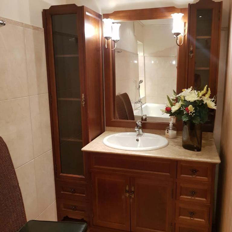Exclusive Apartment Sylvie - Four-Bedroom Apartment (10 Adults) - 15