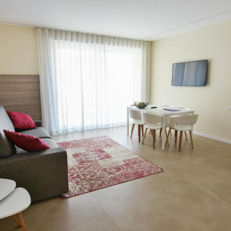 3 Amici Suites - Appartamento Deluxe con Balcone - 2