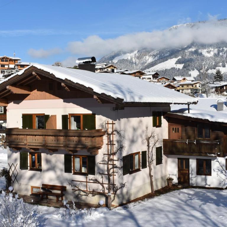 Ferienhaus am Gebraweg in Fieberbrunn in Tirol - Saalbach, Leogang, Hochfilzen, Kitzbühel - Haus mit 3 Schlafzimmern - 1
