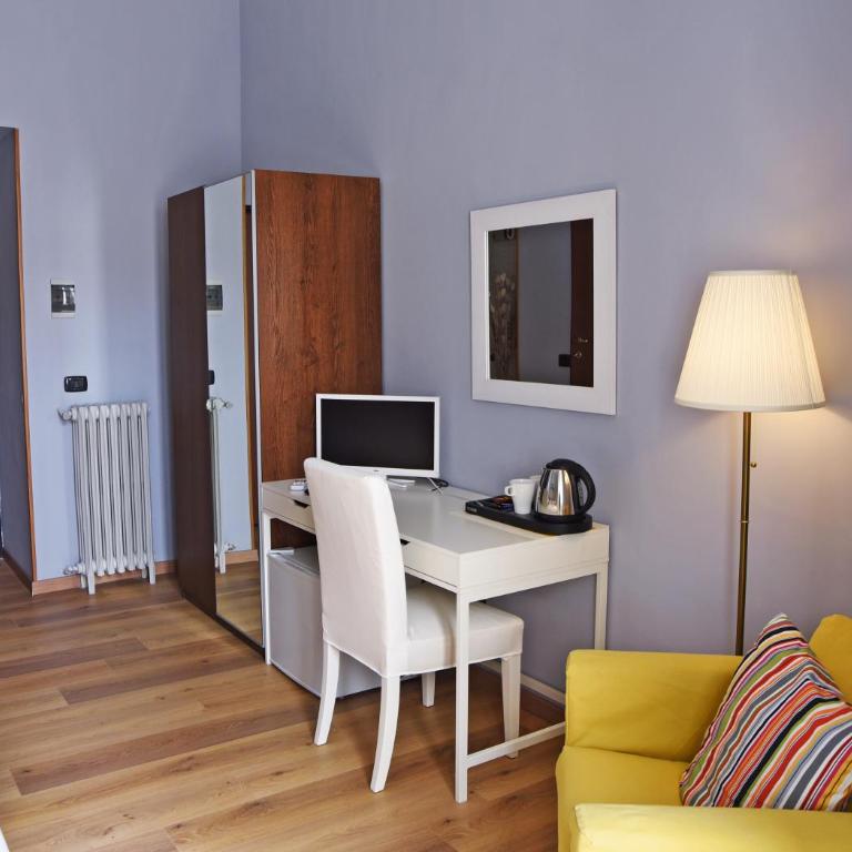 La Dimora Luca Giordano - Deluxe Double Room - 27