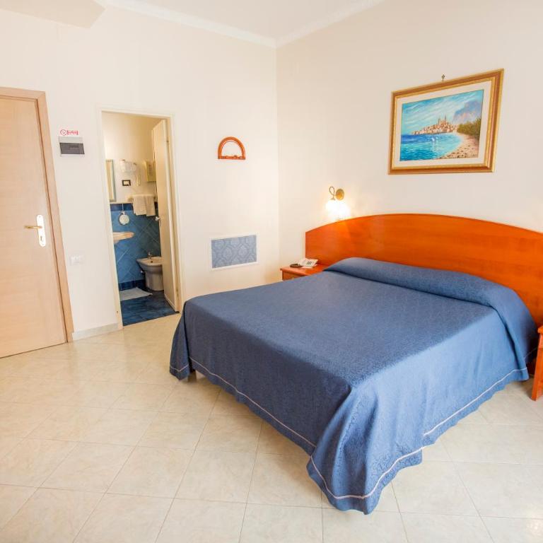 Hotel Mediterraneo - Camera Matrimoniale/Doppia con Letti Singoli con Balcone - 5