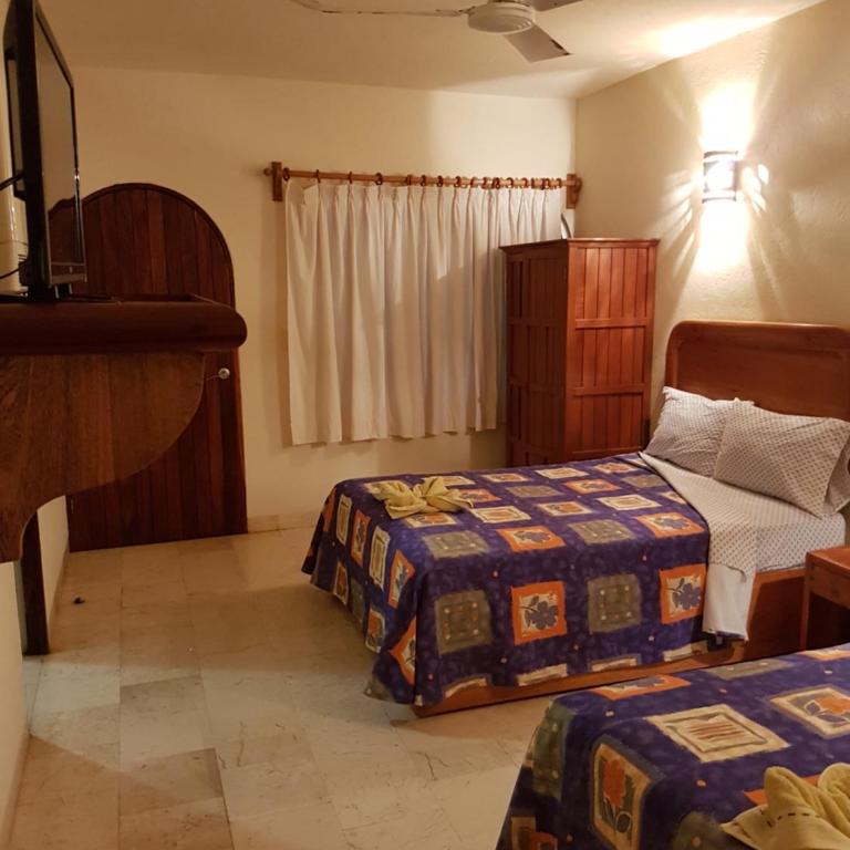 Hotel Kootznoowoo - Habitación Doble con baño privado y ventilador - 2 camas - 19