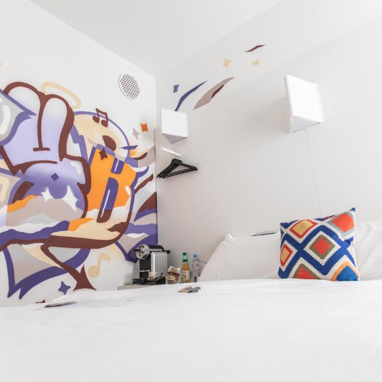 ibis Styles Lausanne Center MadHouse - Zimmer mit Queensize-Bett - 8
