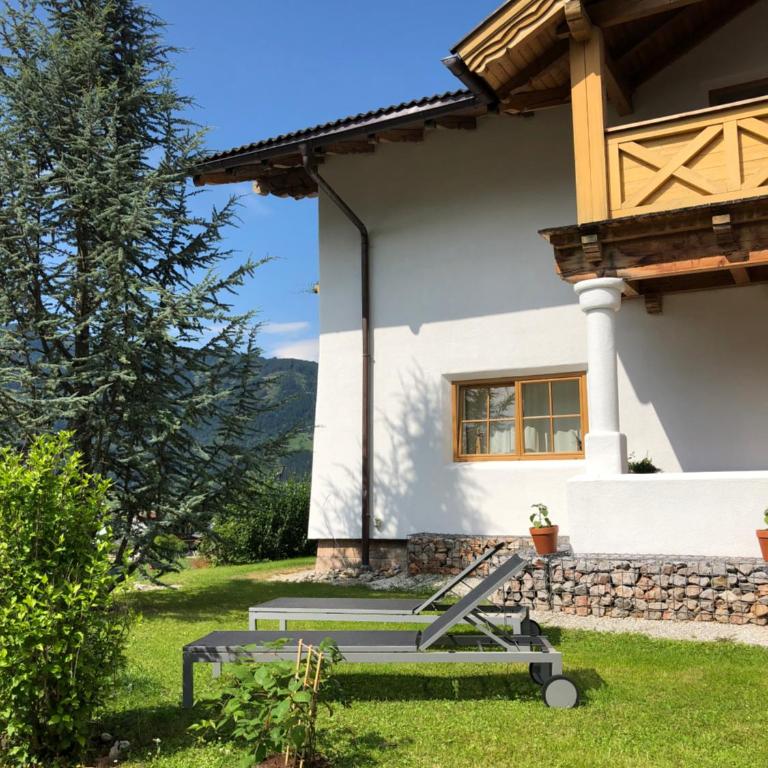 Dorfchalets & Apartments - in Kaprun centre including FREE entry Tauern Spa and Summer Card - Apartment mit Bergblick (2 Erwachsene) und kostenfreiem VIP-Eintritt ins Tauern Spa - 7