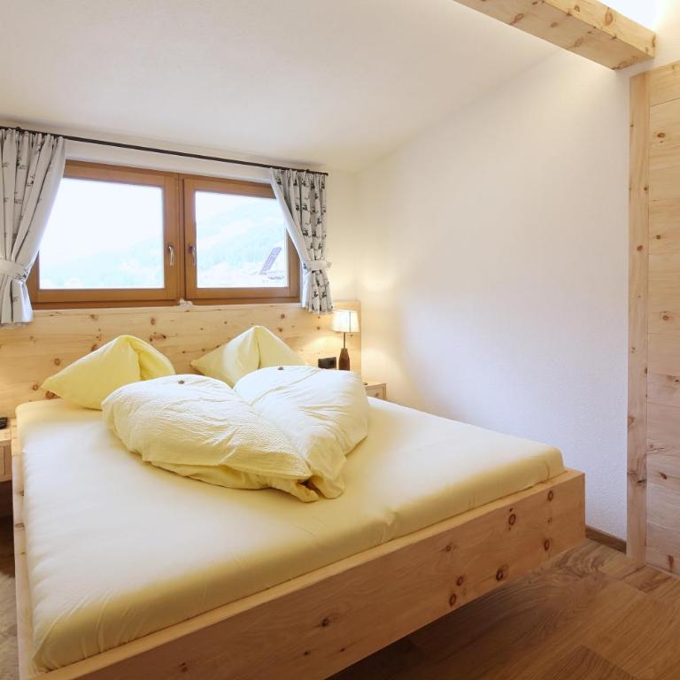 Obersanterhof - Apartment mit Blick auf die Berge - 1