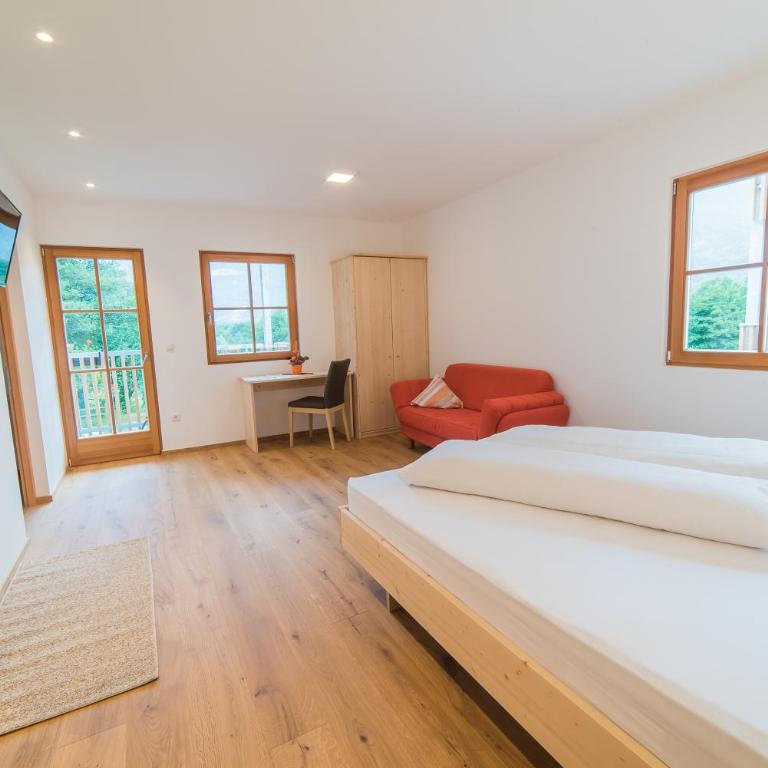 HAUSERGUT Ruhige Bio-Bauernhof Ferienwohnungen im Vinschgau mit Ortlerblick - Camera Matrimoniale Deluxe - 2