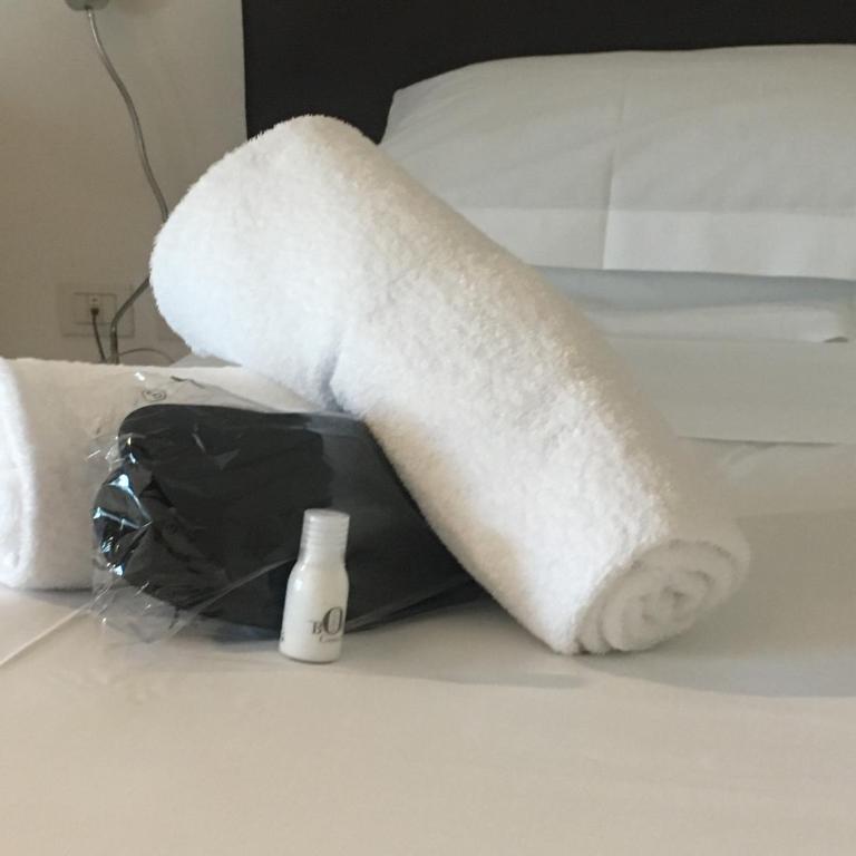 Black Hotel - Double or Twin Room - 6