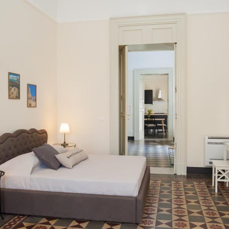 Homes4Holidays - Teatro Massimo - Apartment - 27