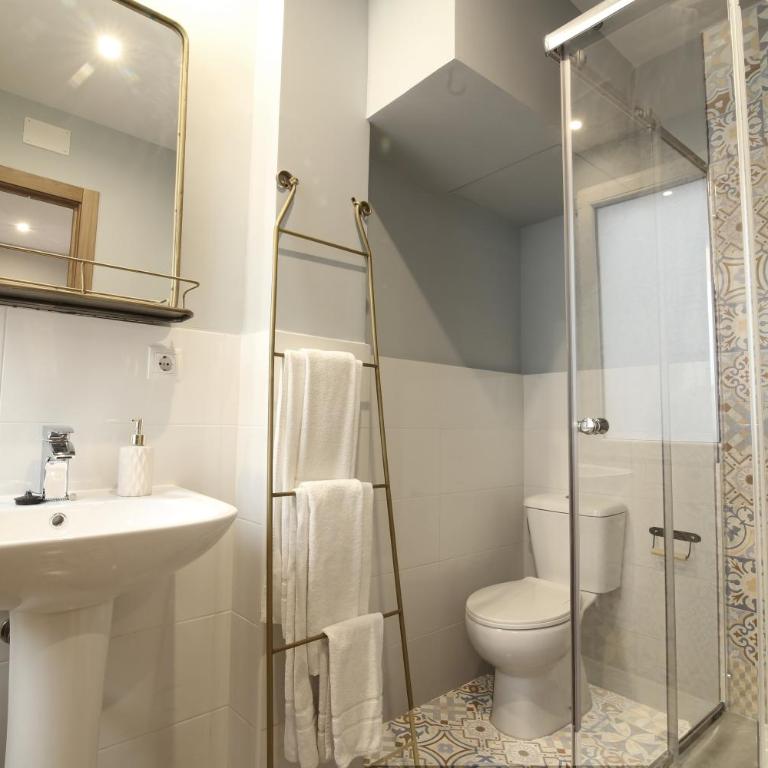 AbraCadabra Suites - Habitación Doble con baño privado - 1
