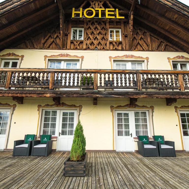 Hotel Restaurant Grünwalderhof - Doppelzimmer mit Balkon und Bergblick - 6