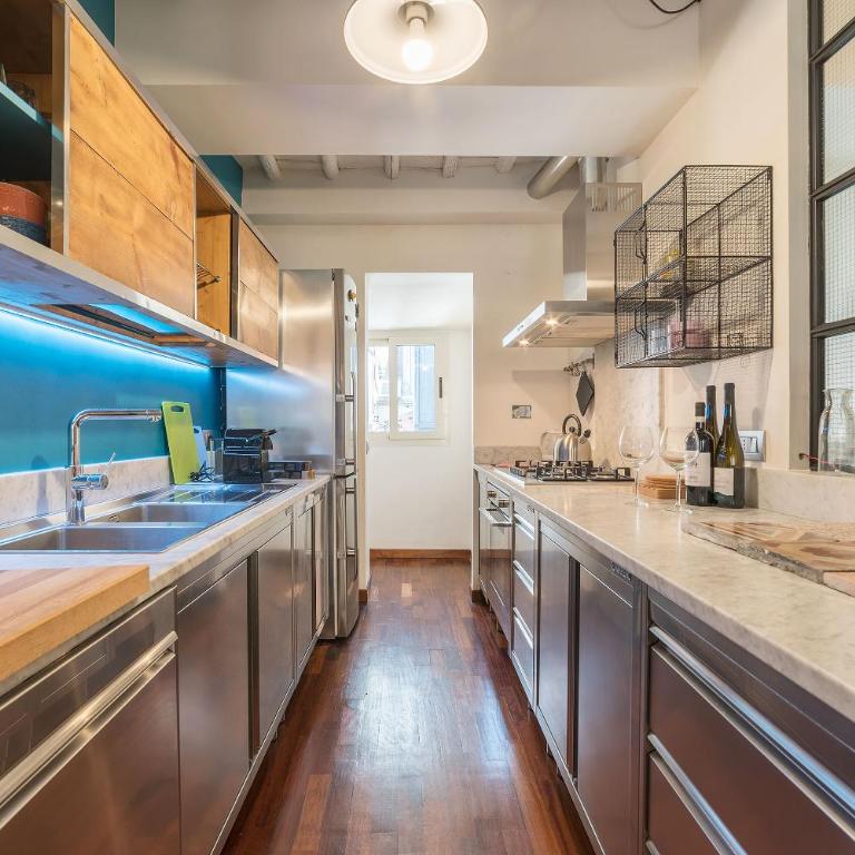 CS Spanish Steps Apartment - Three-Bedroom Apartment - 14