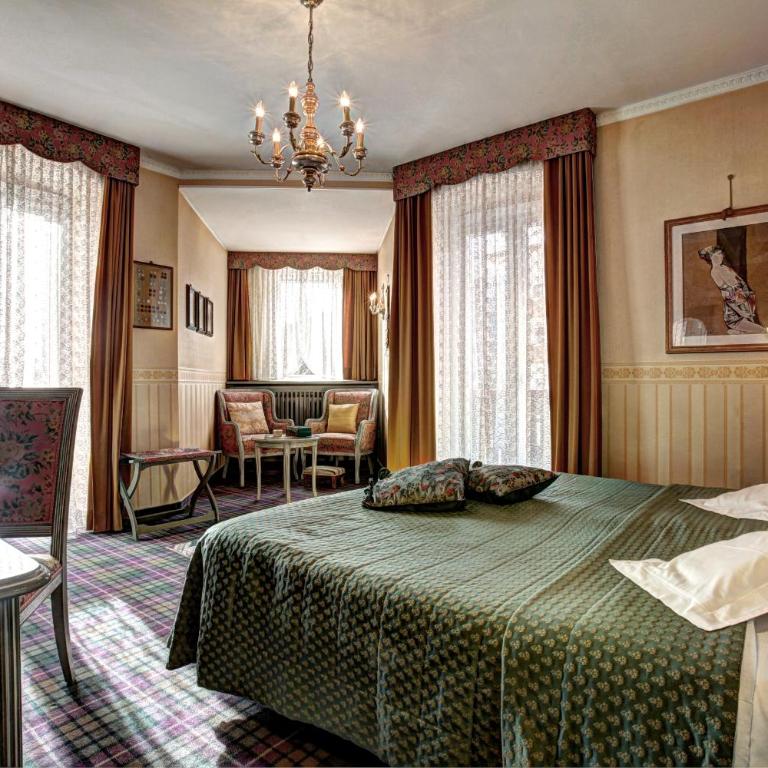 Hotel Regina - Junior Suite - 5