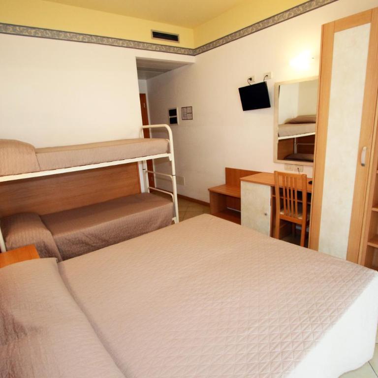 Hotel Boom - Camera Quadrupla Standard - 2