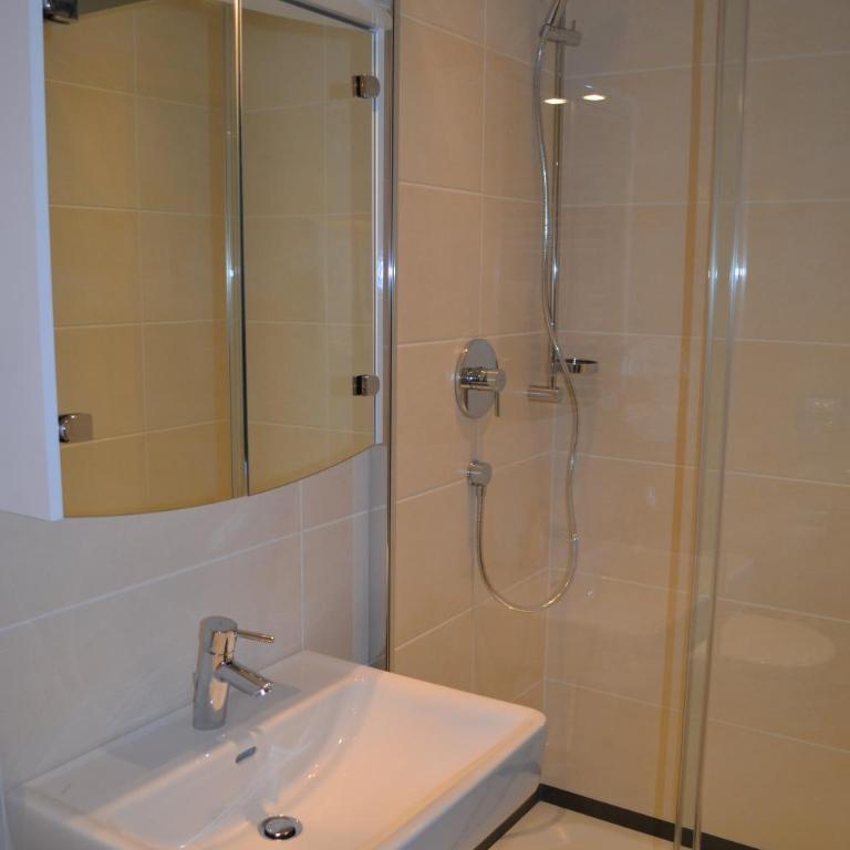 "Kaiser Karl" *** Ferienwohnungen - Standard One-Bedroom Apartment - 2