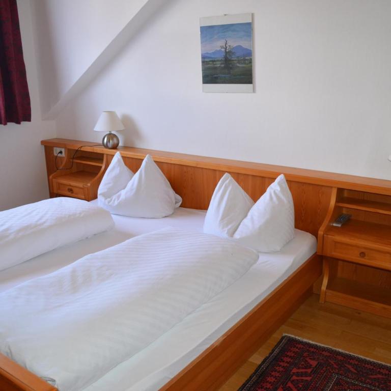 "Kaiser Karl" *** Ferienwohnungen - One-Bedroom Apartment with Balcony - 3