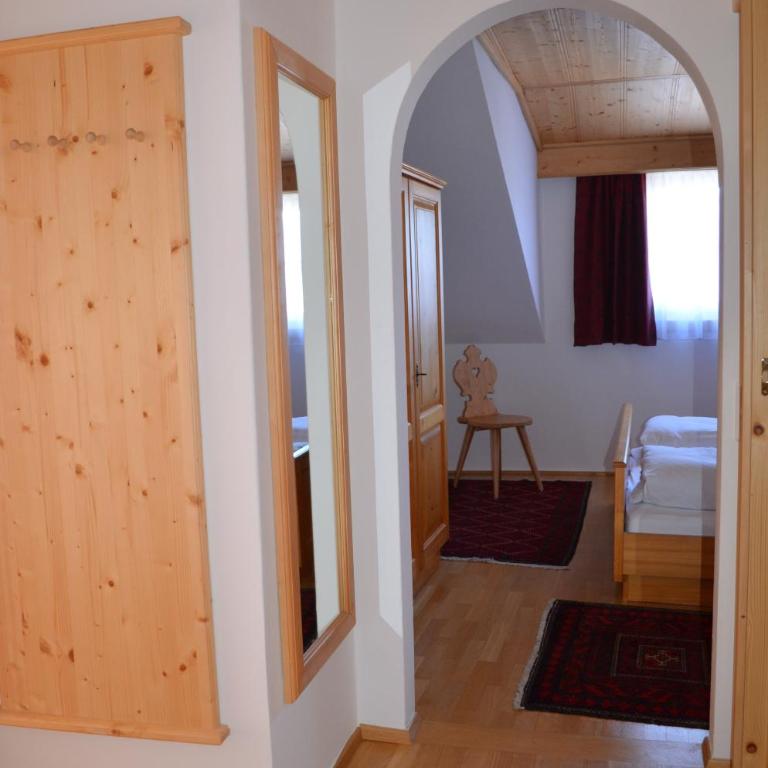"Kaiser Karl" *** Ferienwohnungen - One-Bedroom Apartment with Balcony - 5