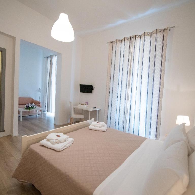B&B Barone Sieri Pepoli - Camera Familiare con Balcone - 9