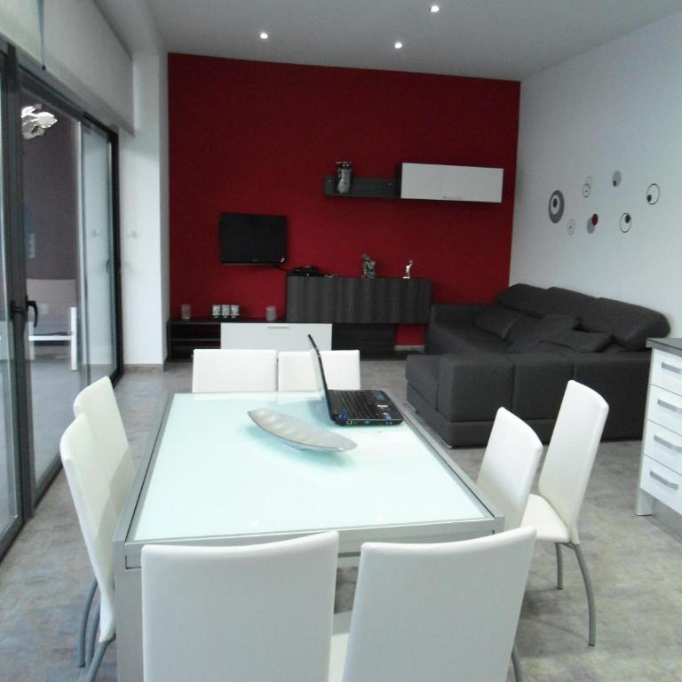 casa Mariona - Four-Bedroom House - 18