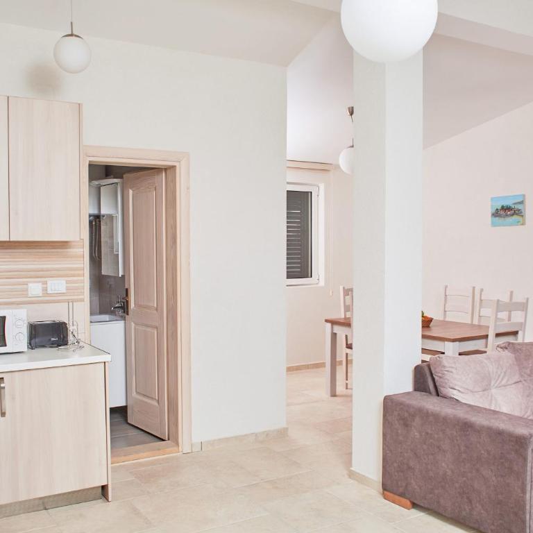 Apartmani Tripović - Apartman sa 2 Spavaće Sobe, Pogledom na More i Balkonom - 38