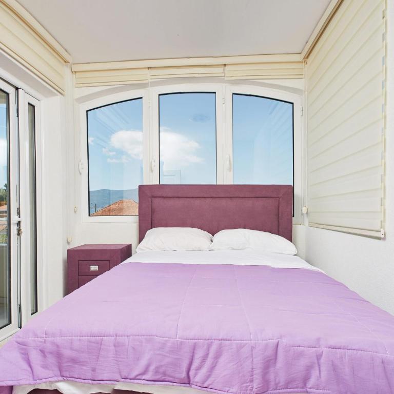 Apartmani Tripović - Apartman sa 3 Spavaće Sobe, Pogledom na More i Balkonom - 30