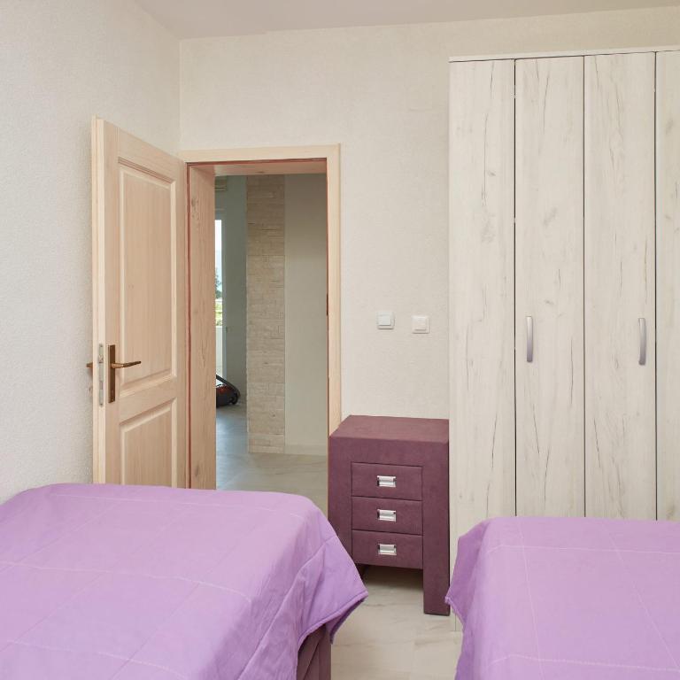 Apartmani Tripović - Apartman sa 3 Spavaće Sobe, Pogledom na More i Balkonom - 36