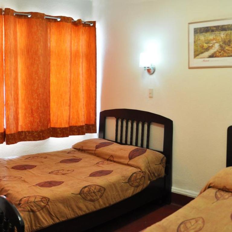 Hotel 5a Avenida - Quadruple Room - 2